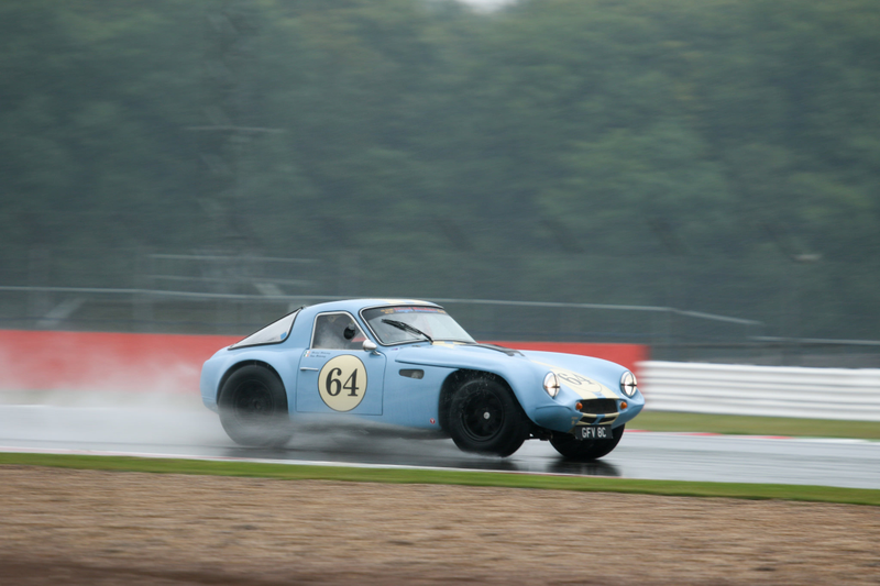 Illustration for article titled Ogle At The Best Cars Racing At The Silverstone Classic